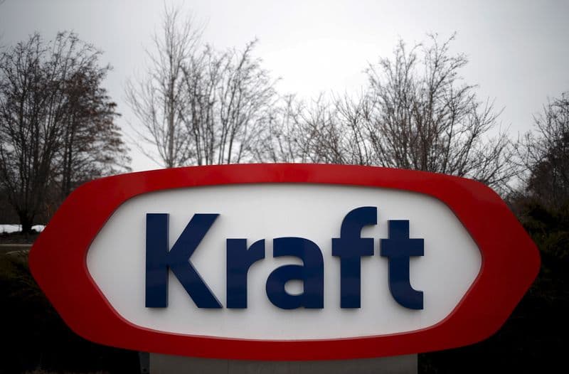 Kraft Heinz warns of inflation risks, plans 400 job cuts abroad in 2026