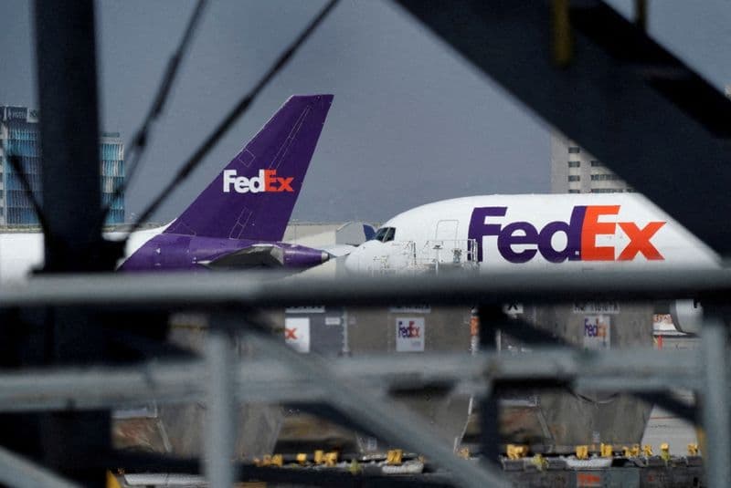 FedEx reaches tentative wage deal with pilots after years of talks