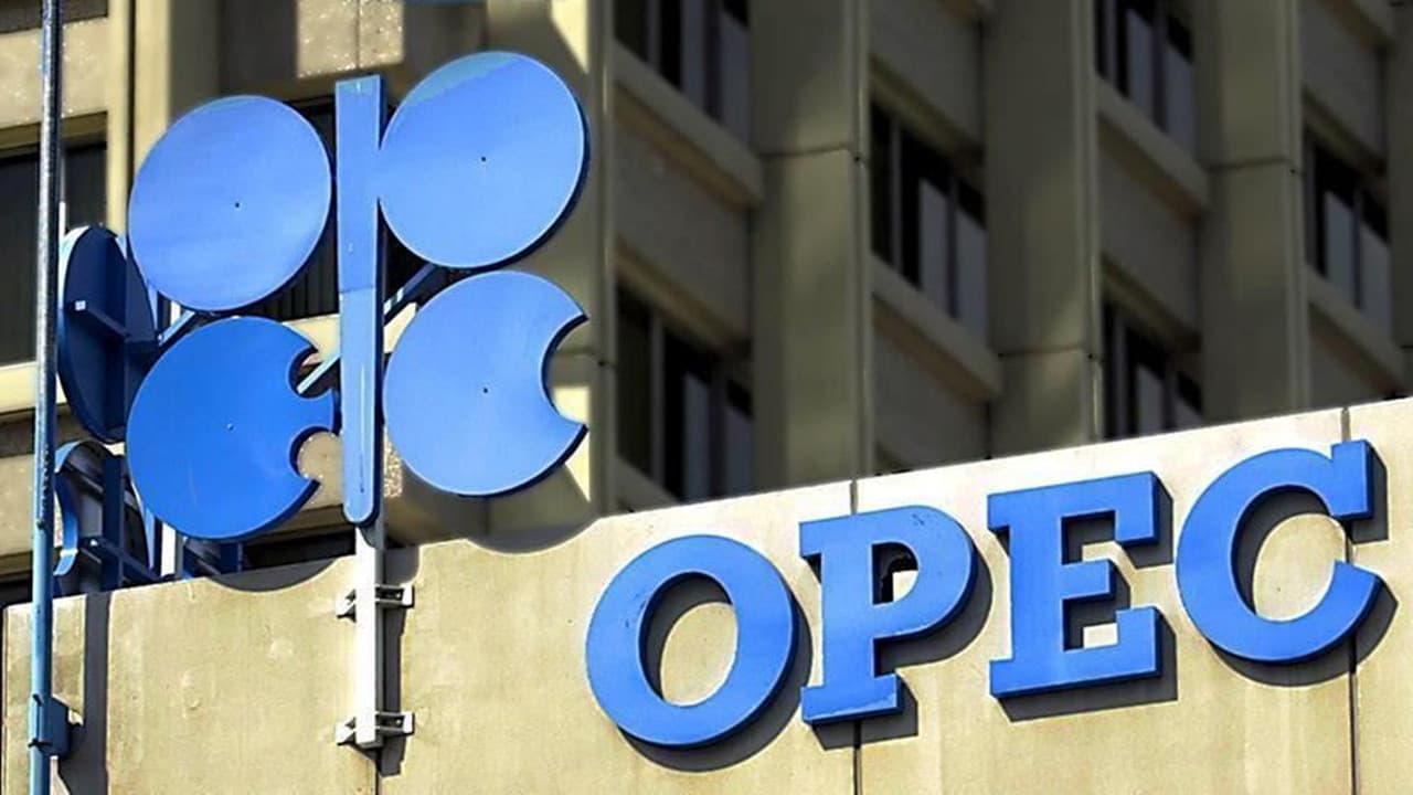 Petrolde hesaplar değişti: OPEC'ten yeni tahmin