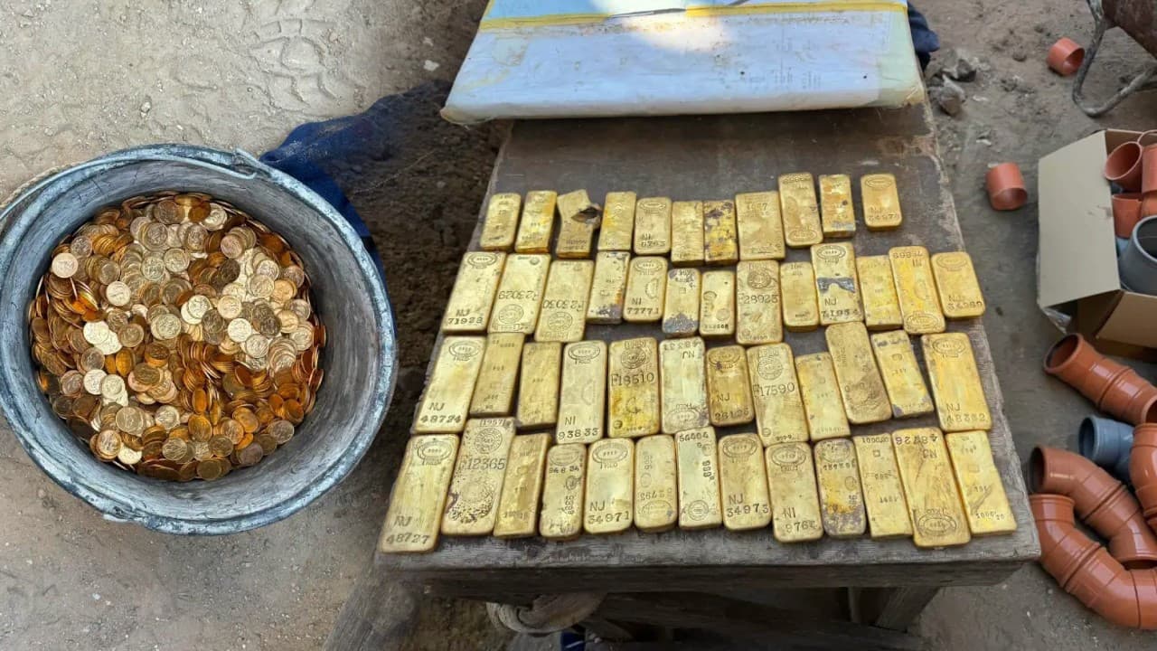 Kazmayı vurdukça altın fışkırdı: İnşaat işçileri hayatlarının keşfini yaptı