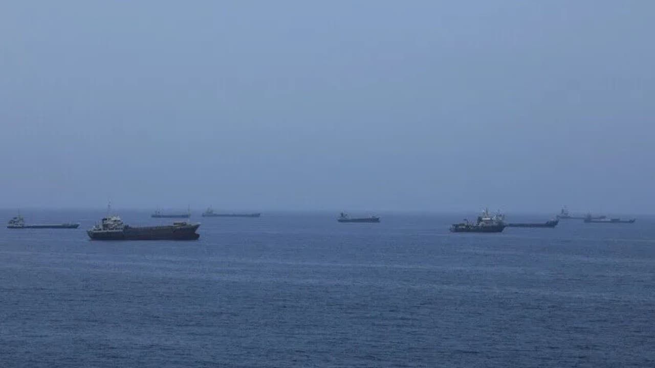 Hürmüz Boğazı'nda gizli koridor iddiası: Her gece onlarca tanker geçiriliyor