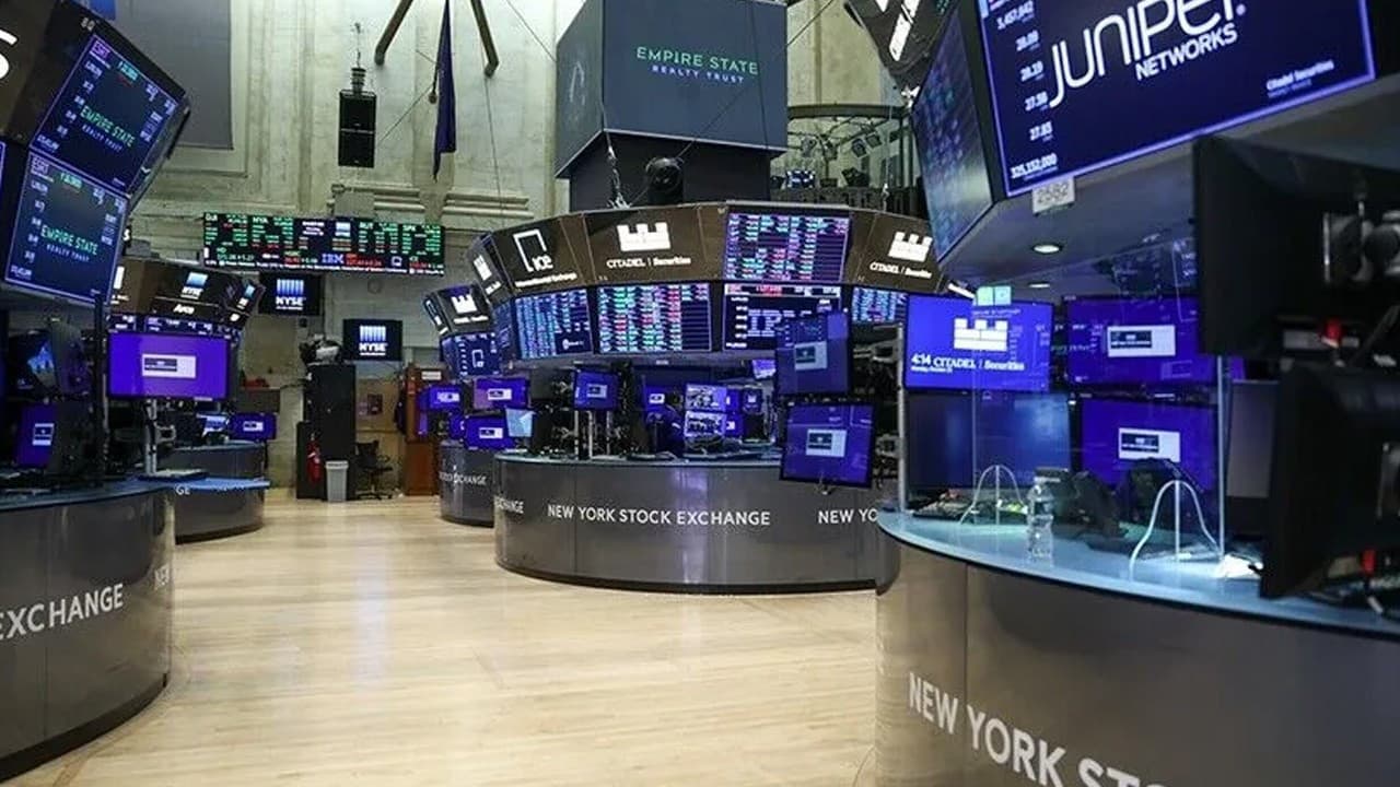 New York borsası faiz kararının ardından düşüşle kapandı