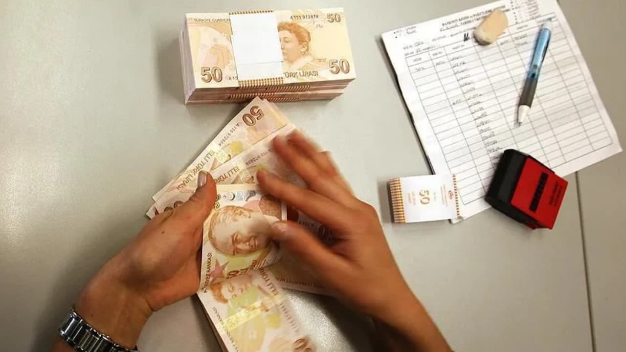 Emekli maaş zammı 3 aylık enflasyon farkı ne kadar oldu? Emekliye ne kadar zam yapılacak?