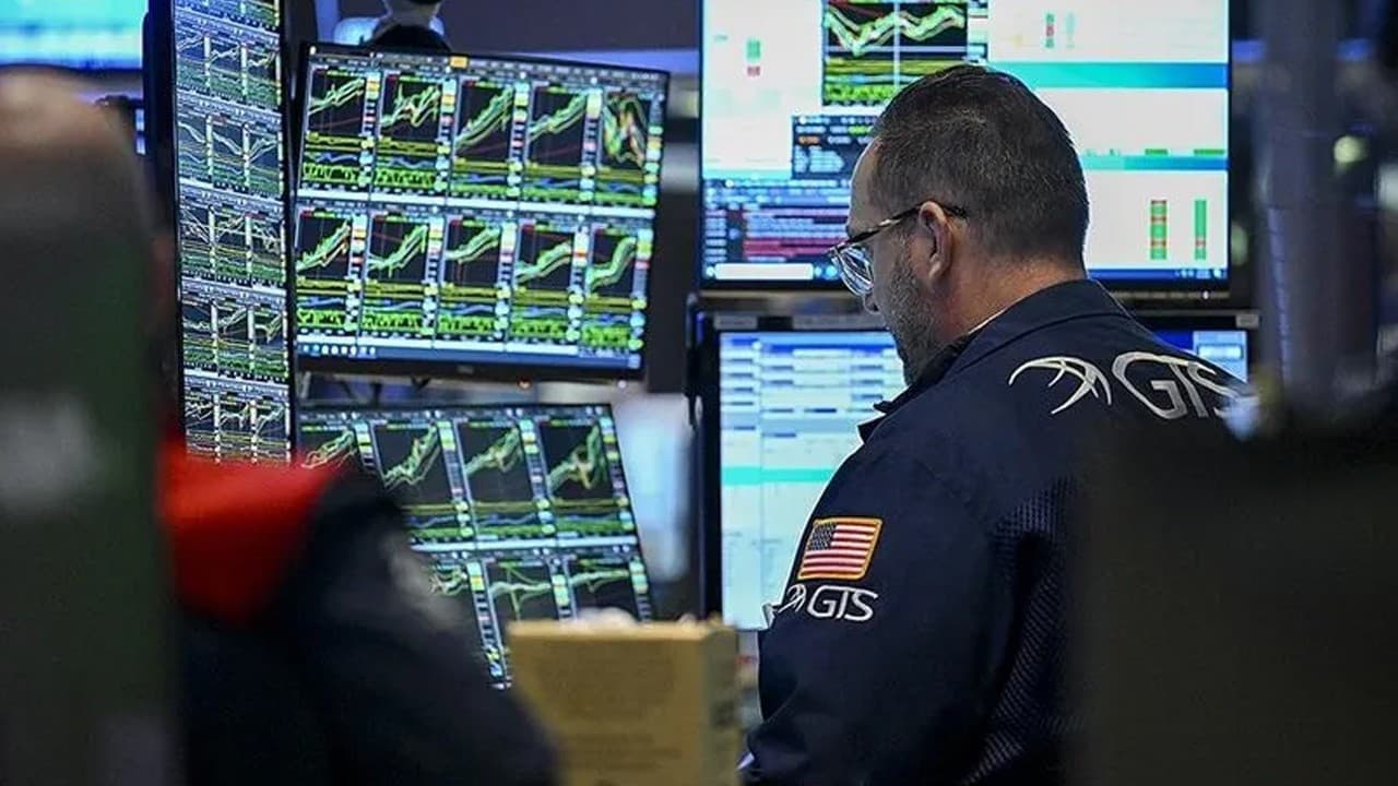 New York borsası düşüşle açıldı