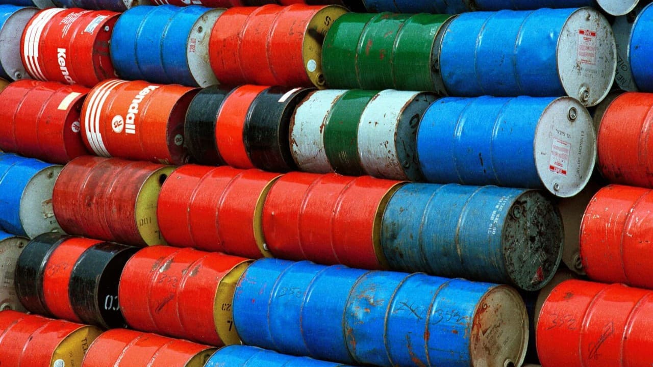 ABD'de petrol hesabı şaştı: Artış beklenen stoklar eridi