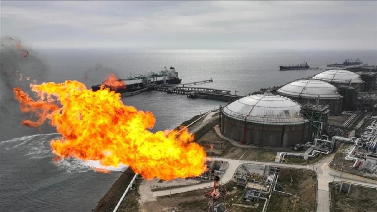 Petrol fiyatlarında Hürmüz alarmı: Beş ayın zirvesine dayandı
